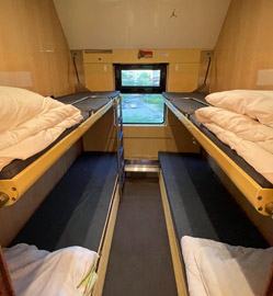 4-berth couchette compartment on the Astra Trans Carpatic