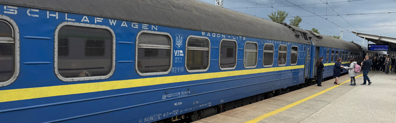 The Warsaw to Kiev train at Warsaw Wschodnia