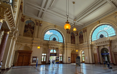 Budapest Keleti Lotz hall