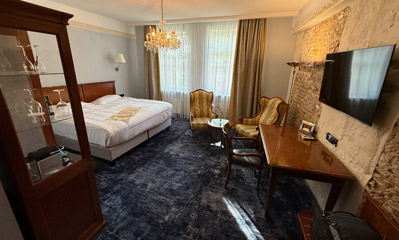 A room at the Grotthuss Boutique Hotel